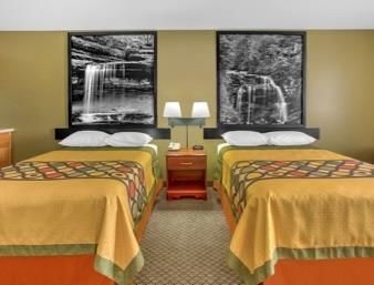 Super 8 By Wyndham Galva Hotel Luaran gambar